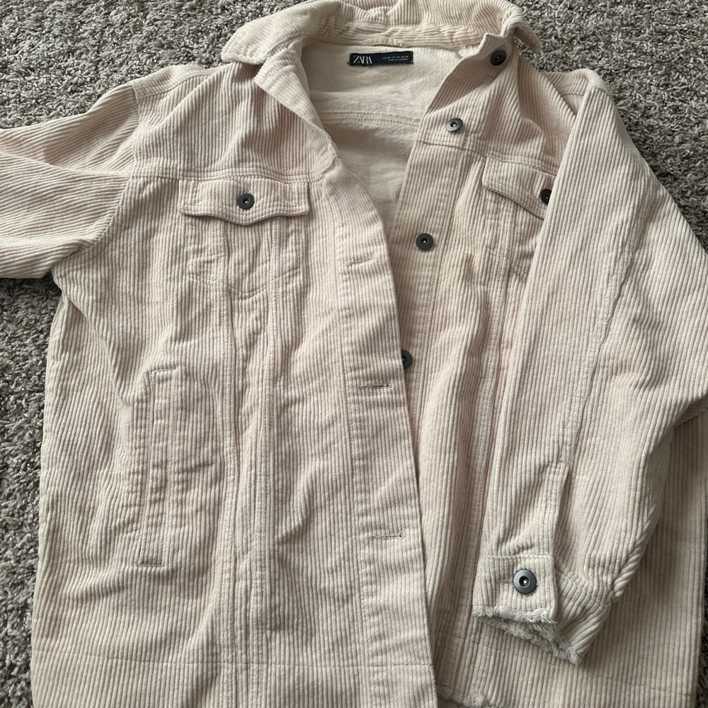 Jacket - Picture 3 of 6